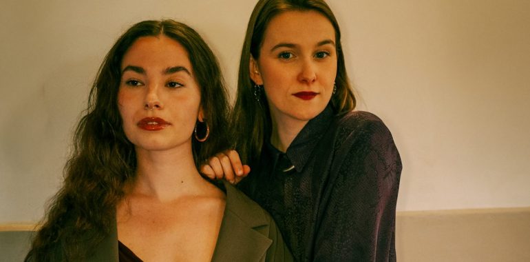 Fillas de Cassandra, por @bea11trice