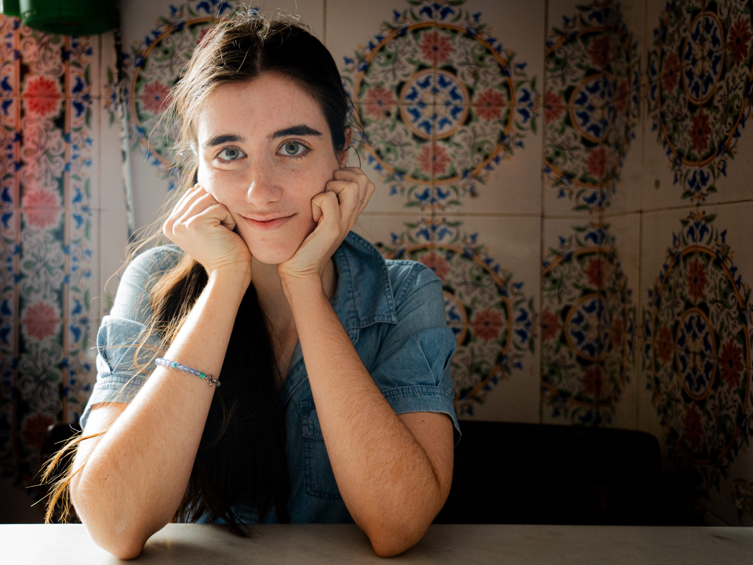 "Laaza es una chica que quería que la gente escuchase sus canciones para sentirse menos sola." (entrevista) laaza por @bea11trice
